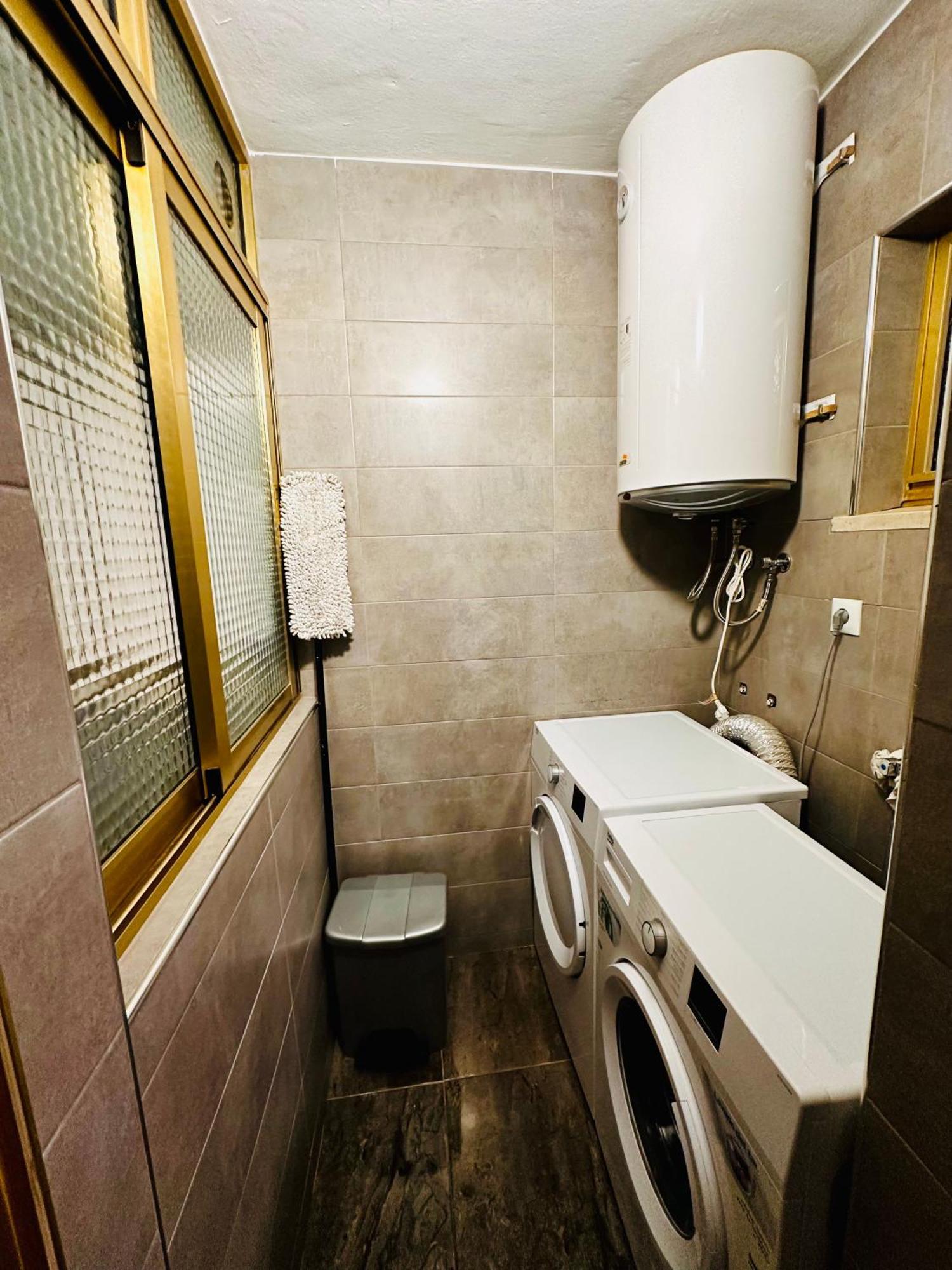 Centrico Apartamento En Бенідорм Екстер'єр фото