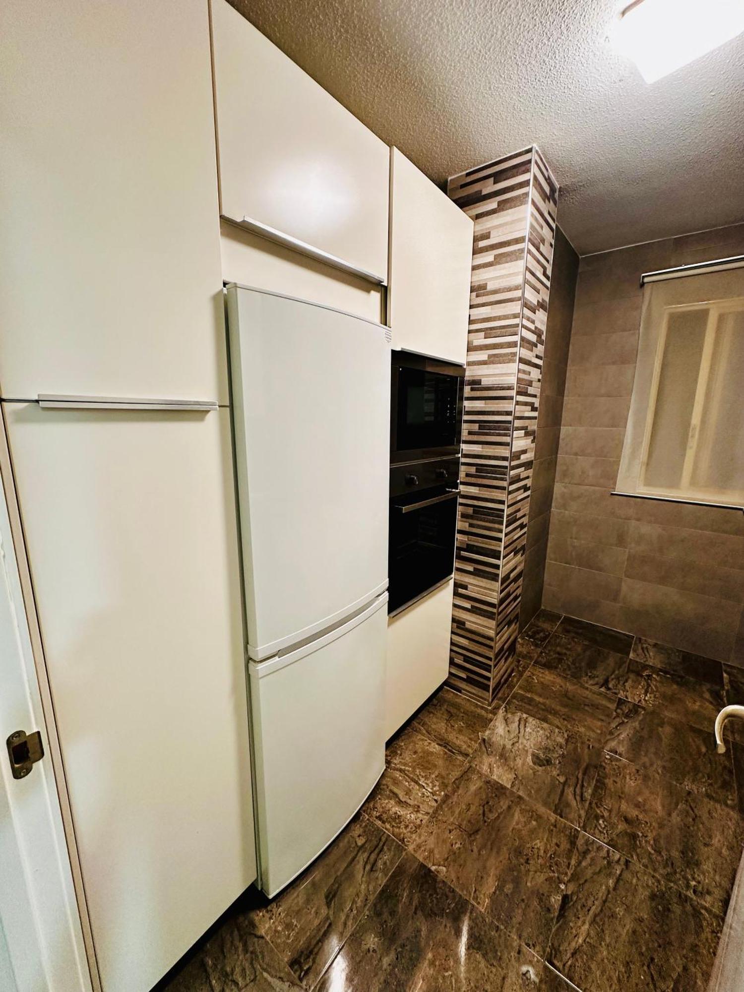 Centrico Apartamento En Бенідорм Екстер'єр фото